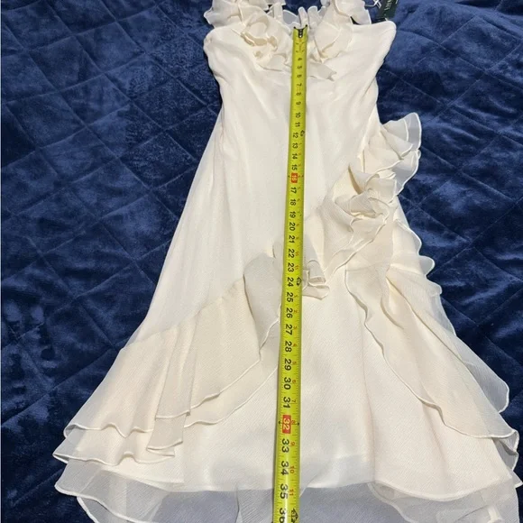 NEW💕Ralph Lauren Cream women’s Dress with Ruffles - Picture 4 of 8